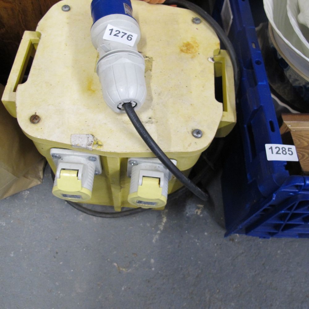 Lot 1276: 110v transformer