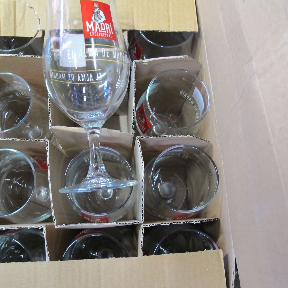 Lot 1309: Madri glasses