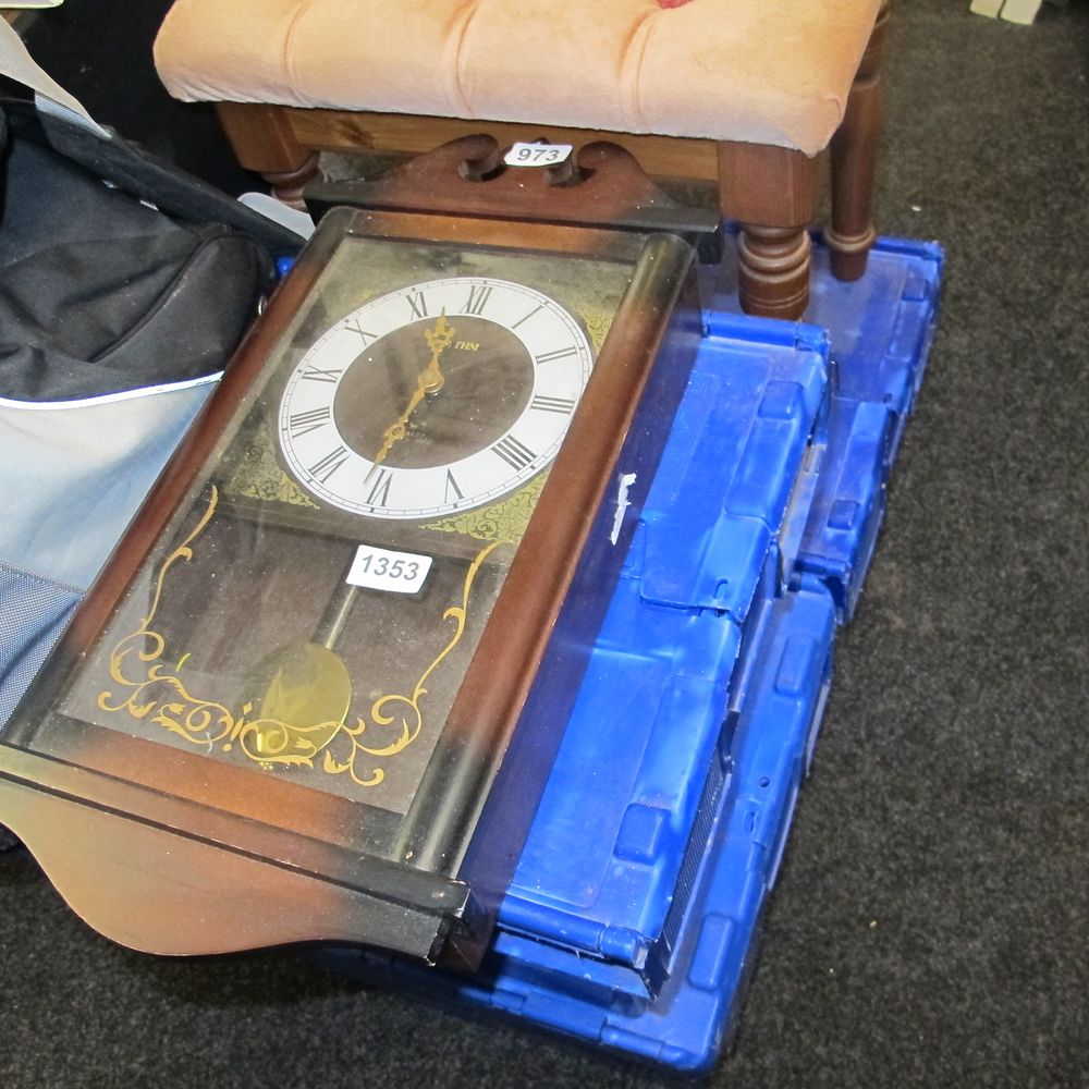 Lot 1353: wall clock