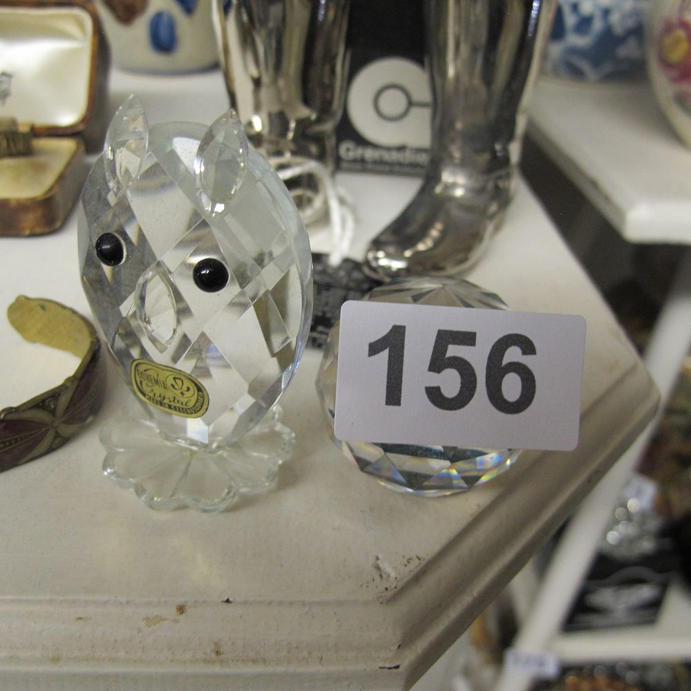 Lot 156: Item 156