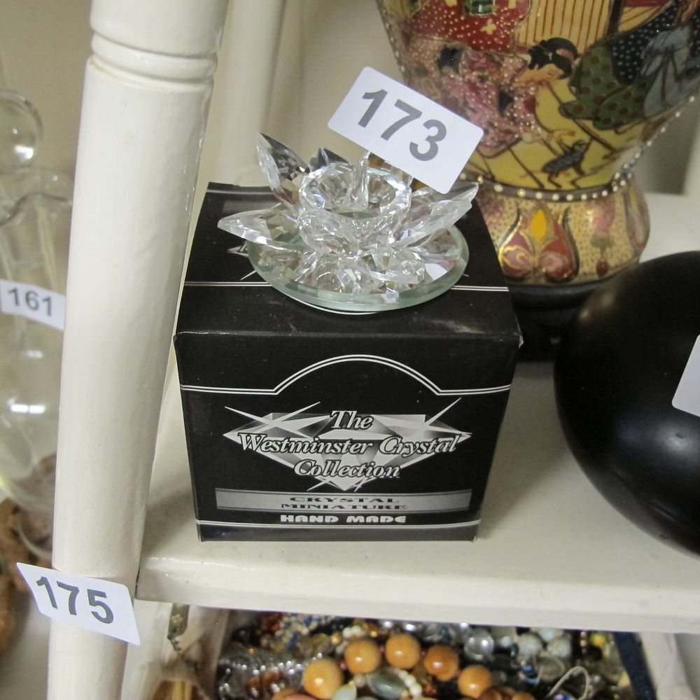 Lot 173: Item 173