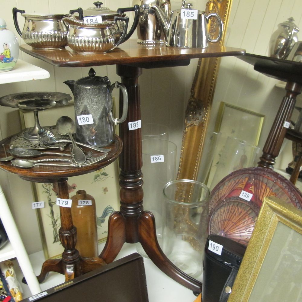Lot 183: Item 183