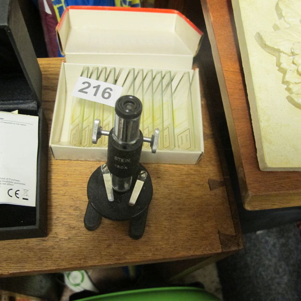 Lot 216: Item 216