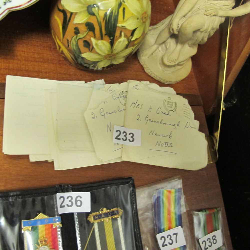 Lot 233: Item 233