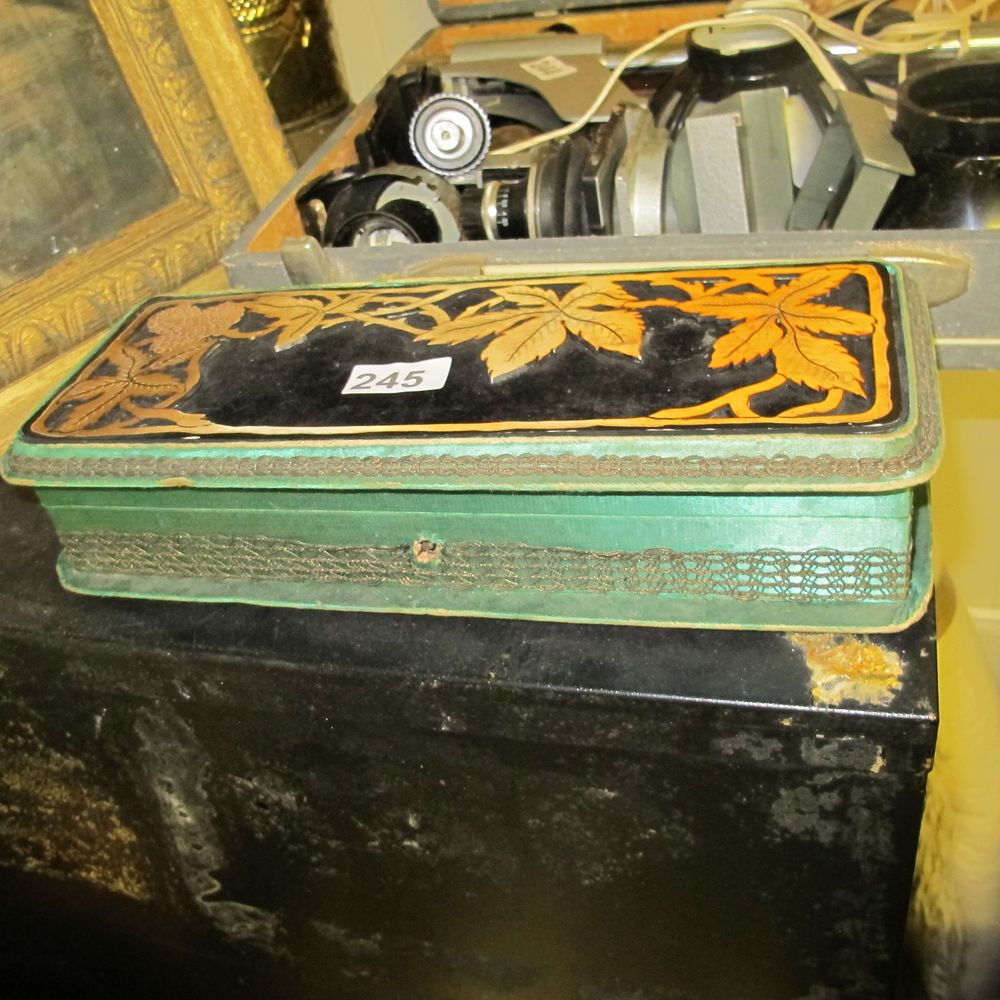 Lot 245: Item 245