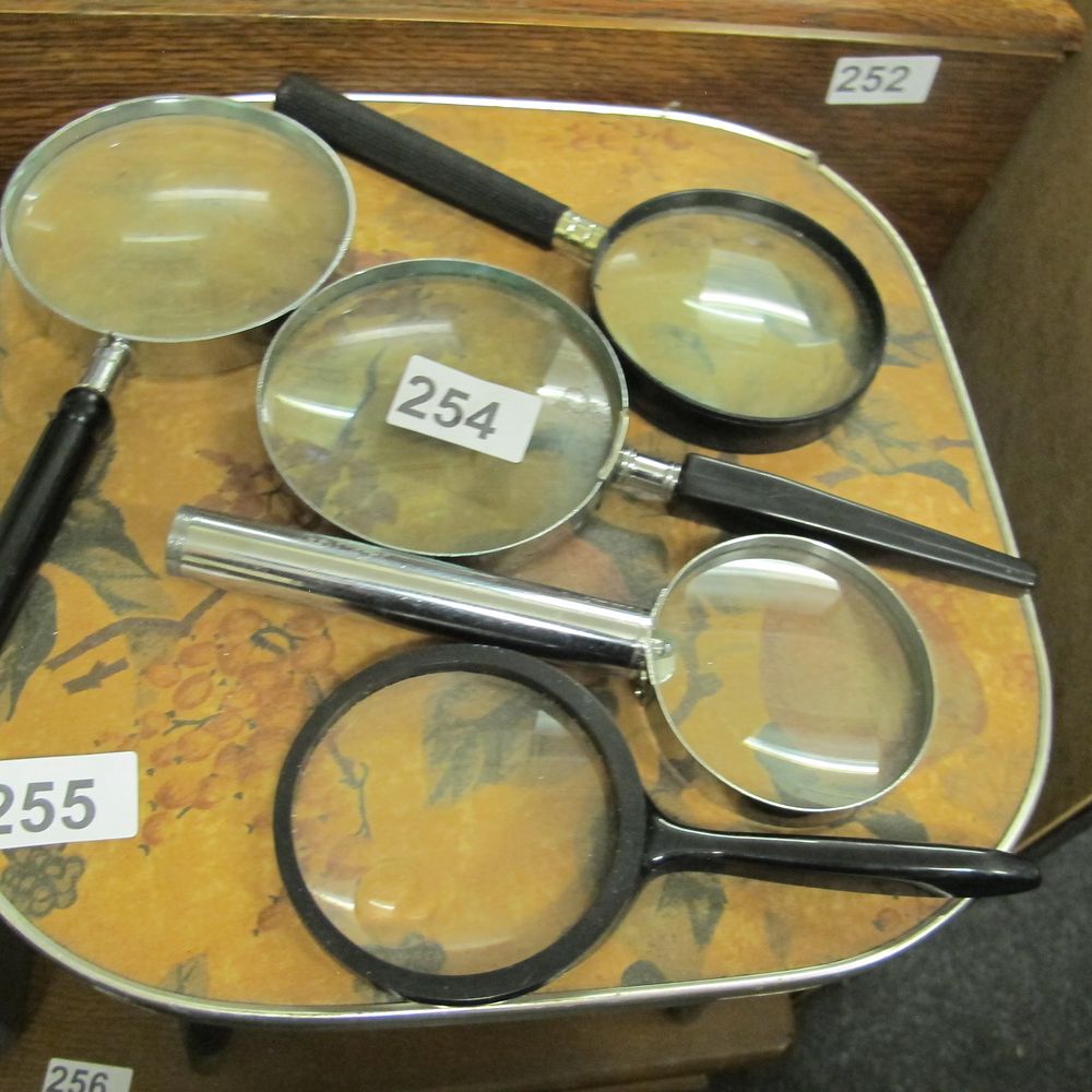 Lot 254: Item 254
