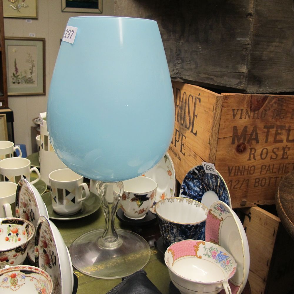 Lot 297: Item 297