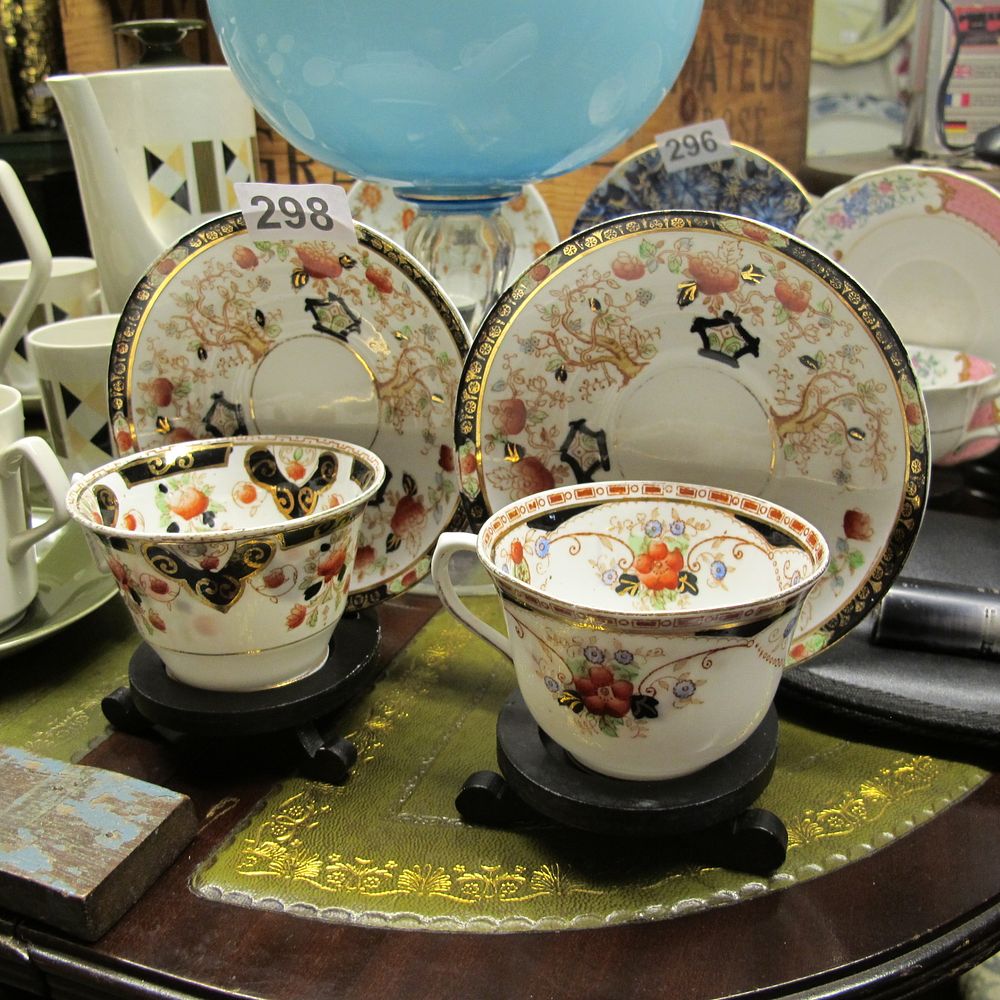 Lot 298: Item 298
