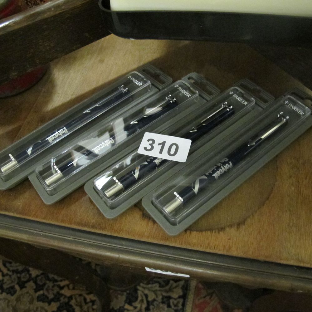 Lot 310: Item 310