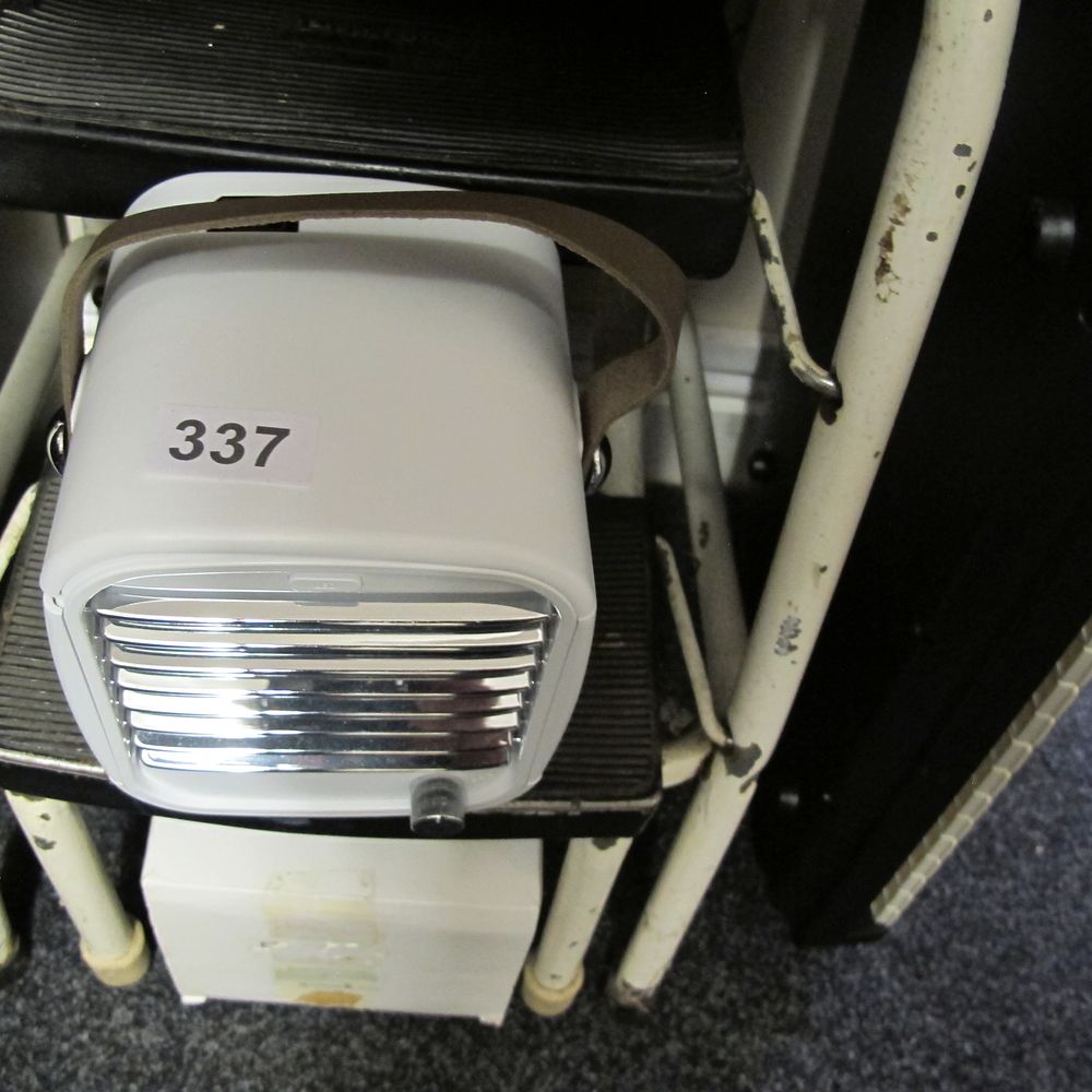 Lot 337: Item 337