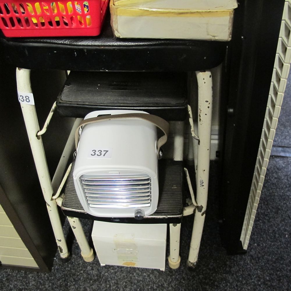 Lot 338: Item 338