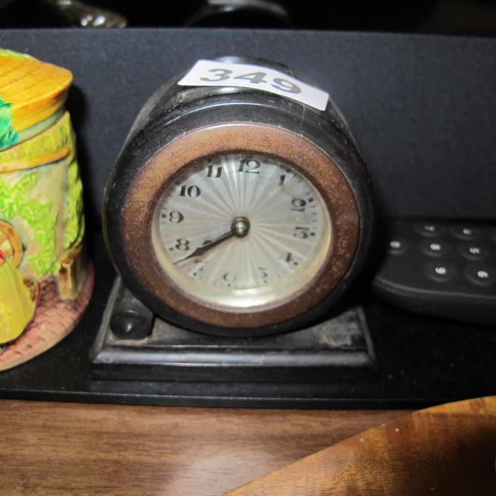 Lot 349: Item 349