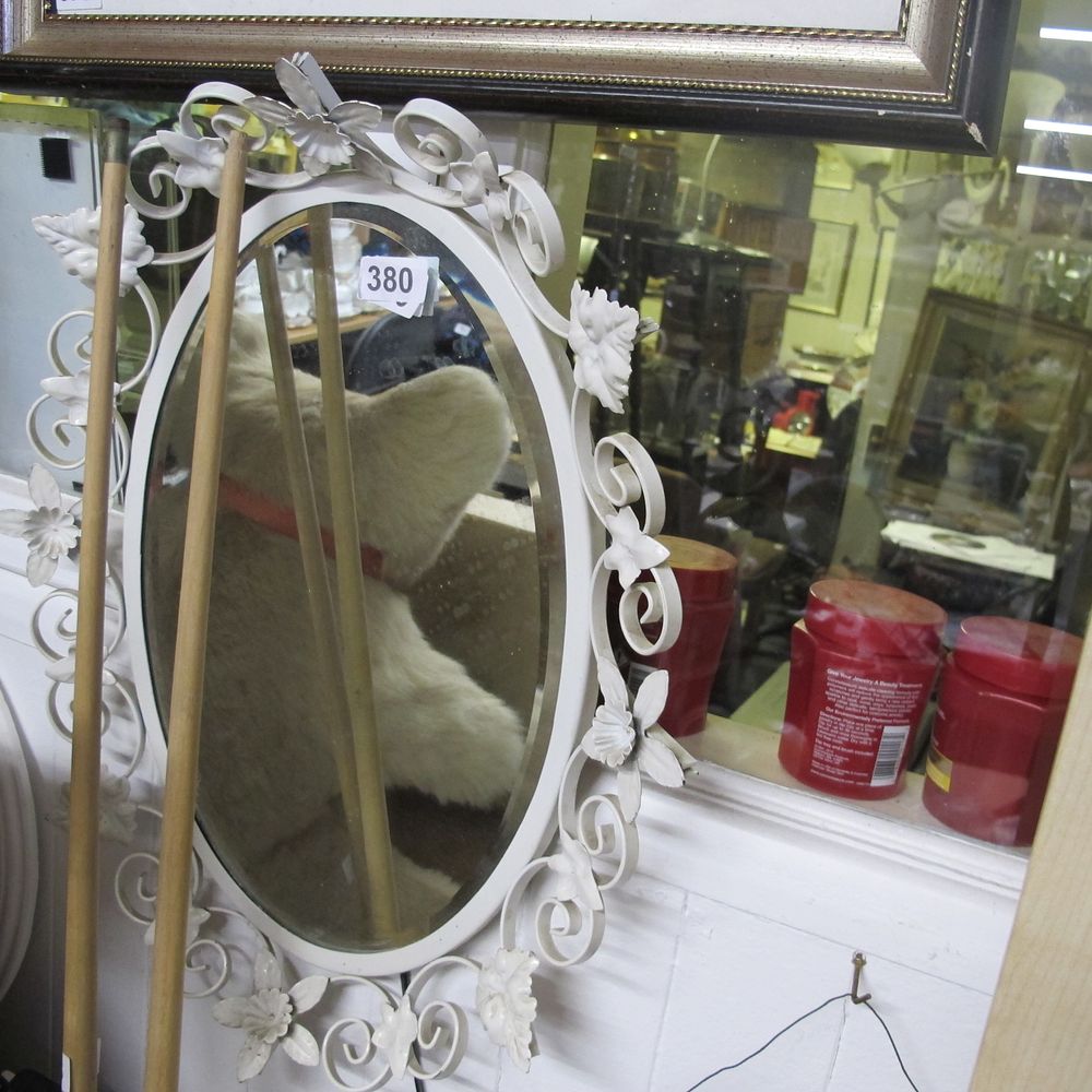 Lot 380: Item 380