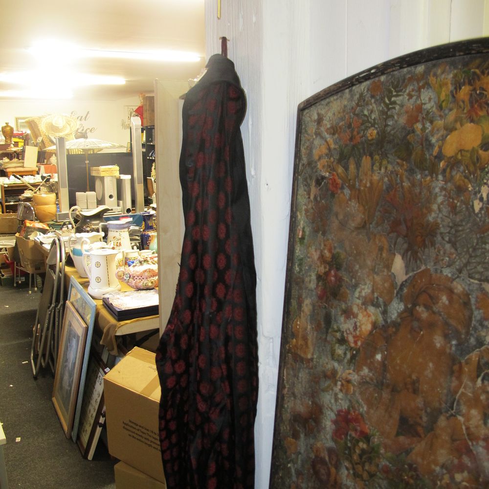 Lot 391: Item 391