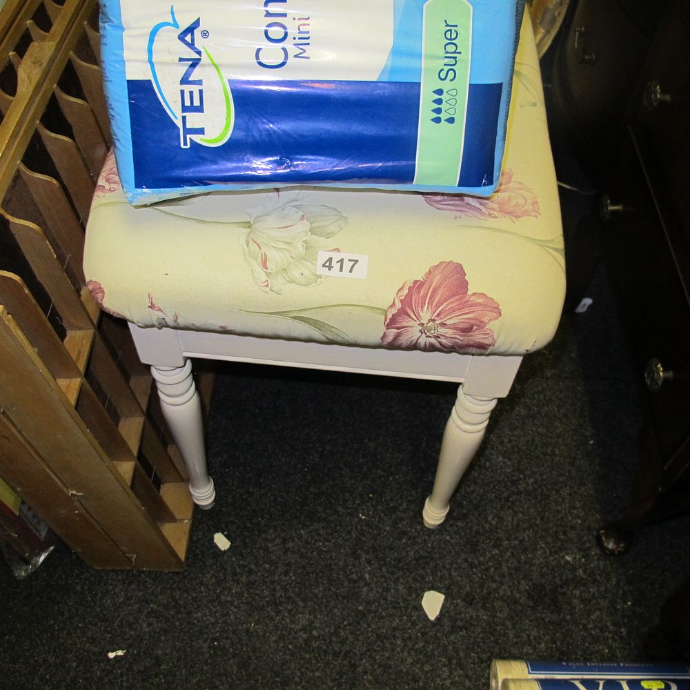 Lot 417: Item 417
