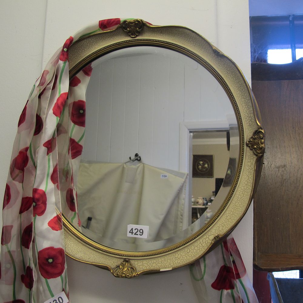 Lot 429: Item 429
