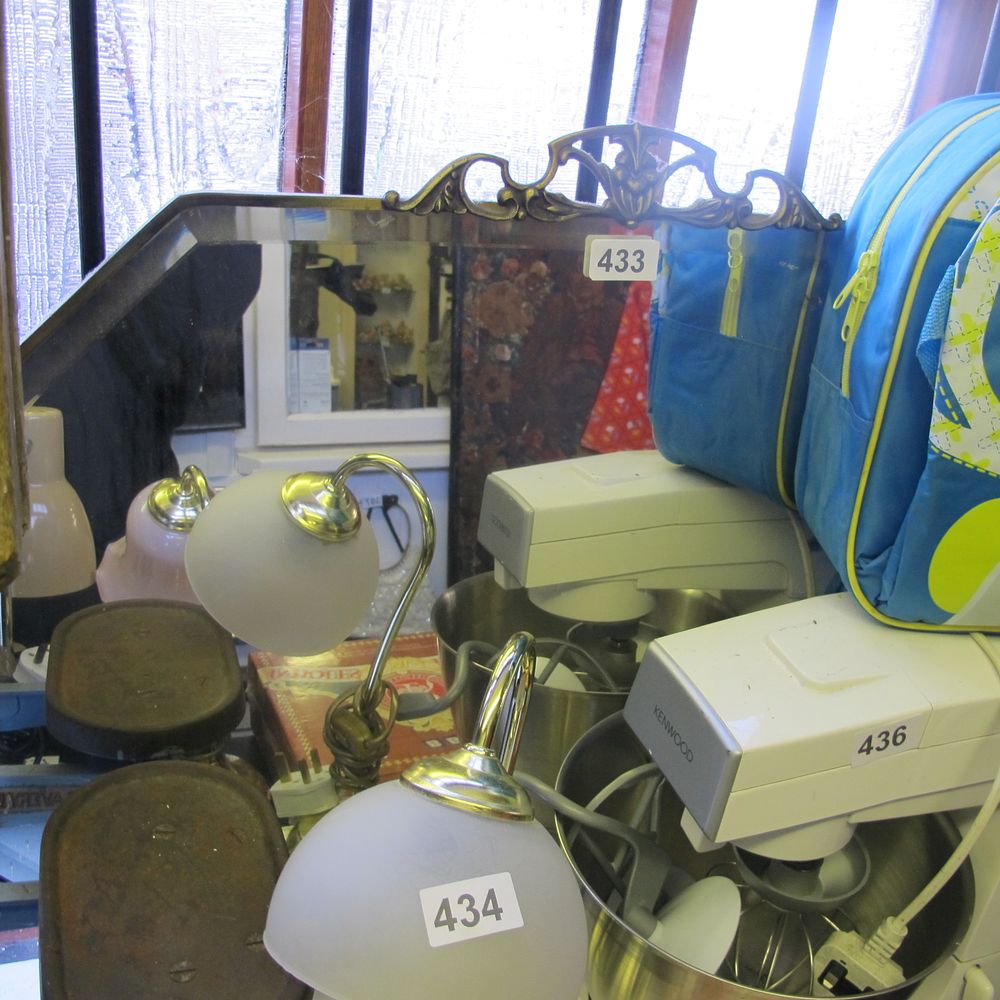 Lot 433: Item 433