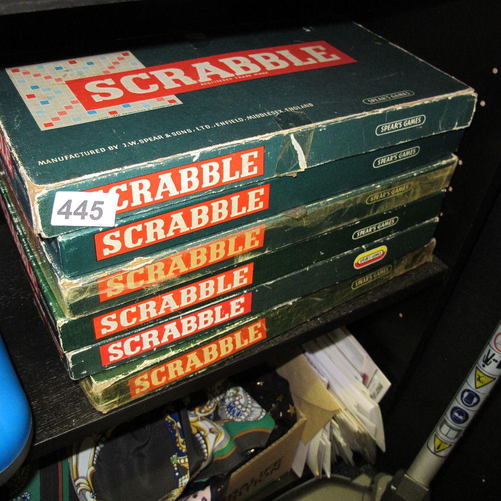 Lot 445: Item 445