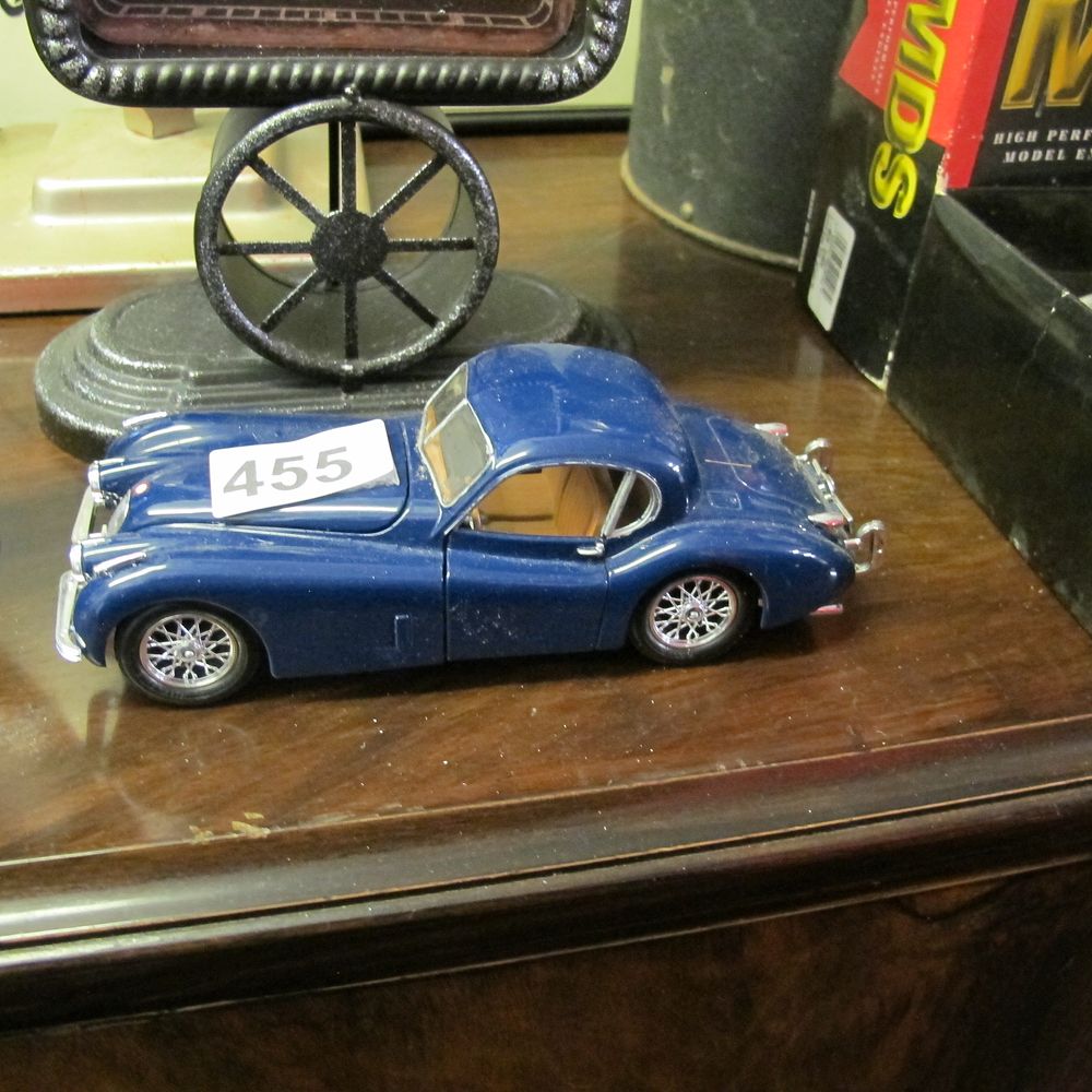 Lot 455: Item 455