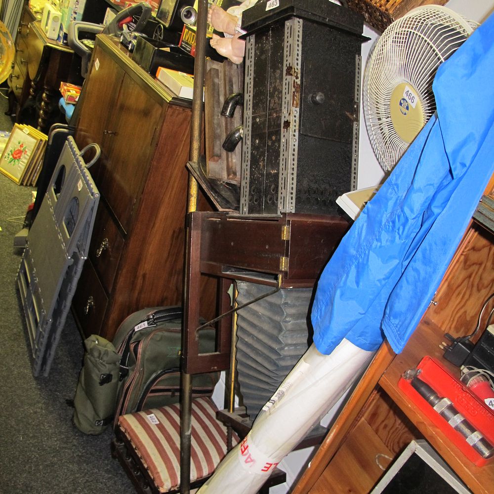 Lot 463: Item 463