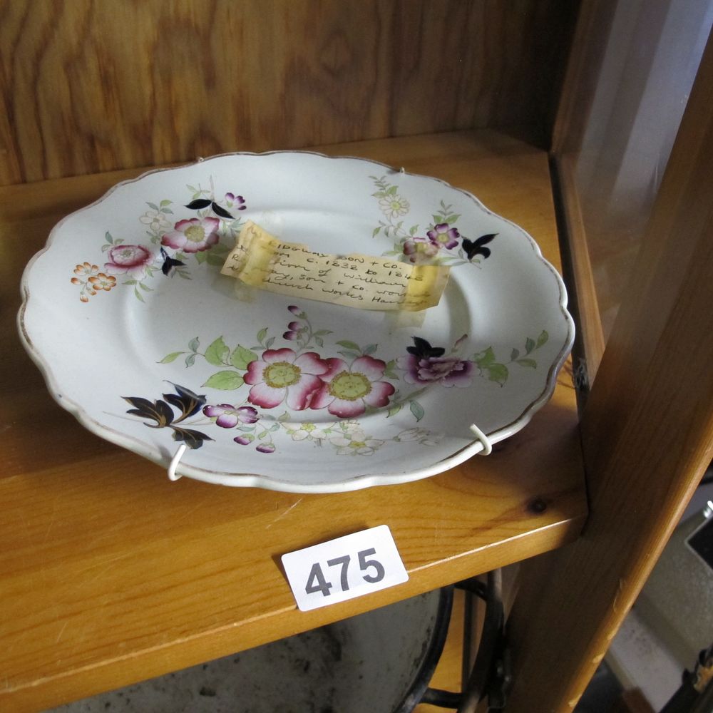 Lot 475: Item 475