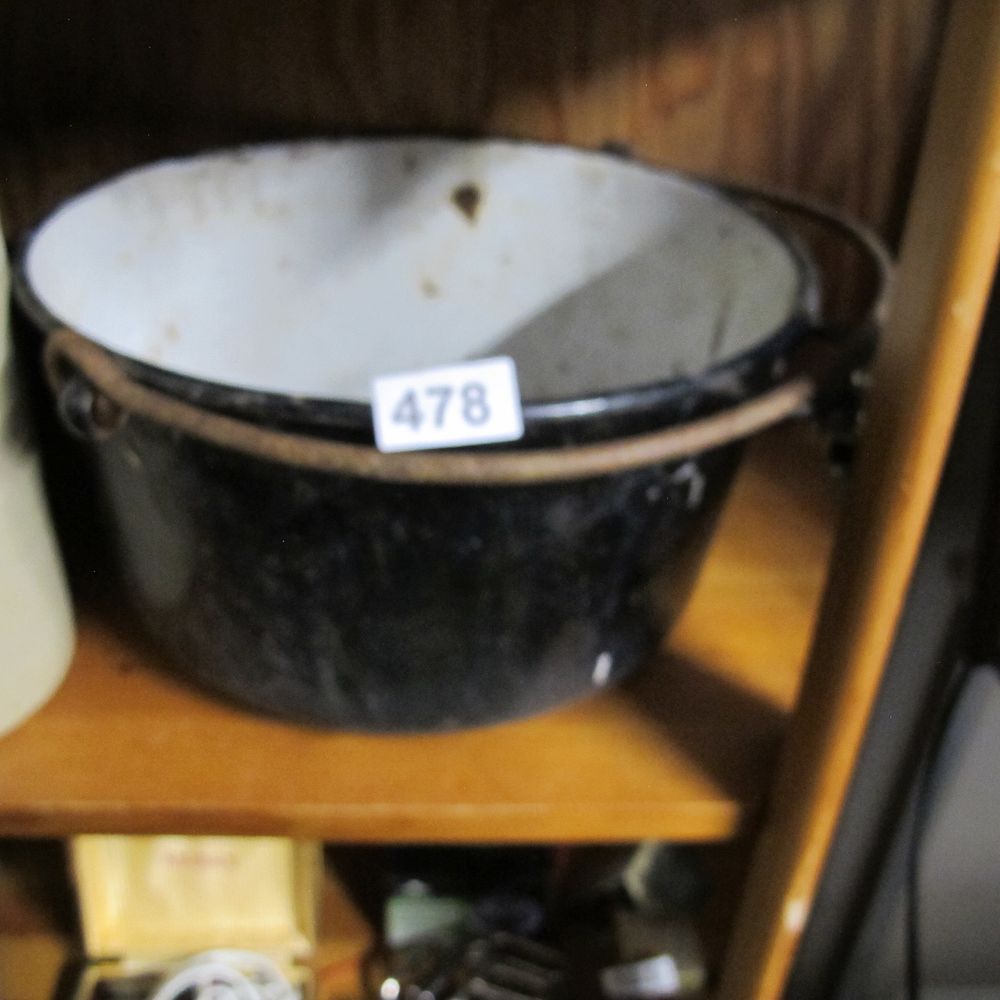 Lot 478: Item 478