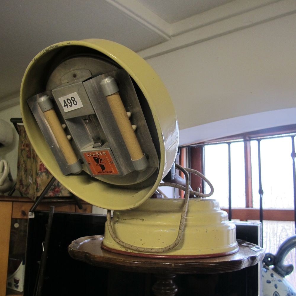 Lot 498: Item 498