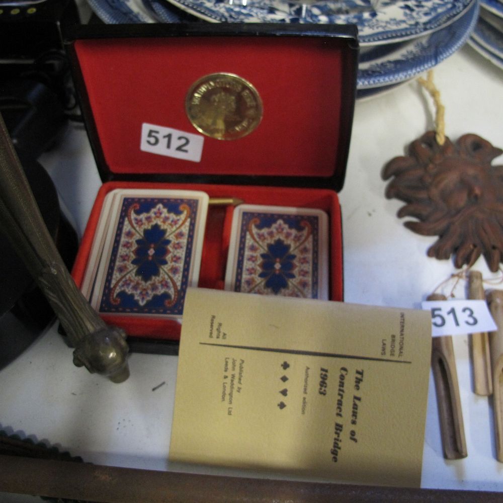 Lot 512: Item 512