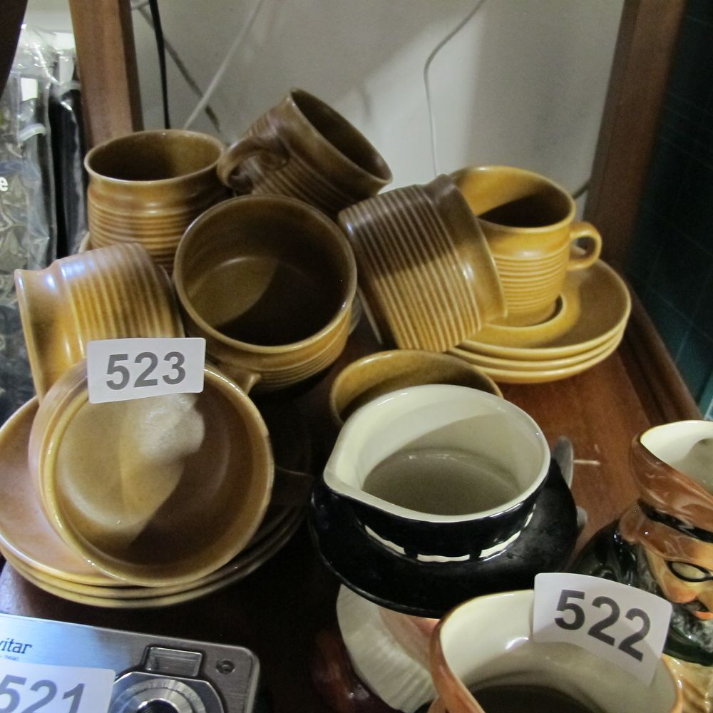 Lot 523: Item 523