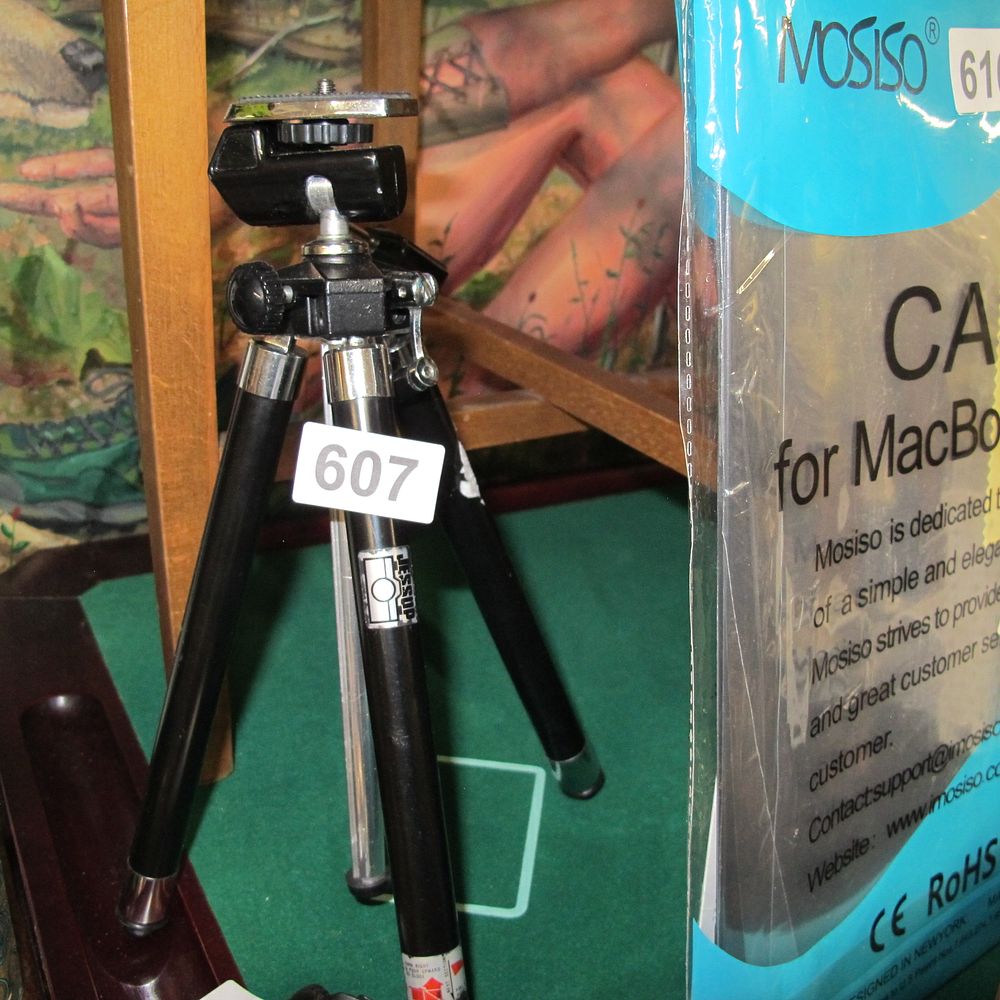 Lot 607: Item 607