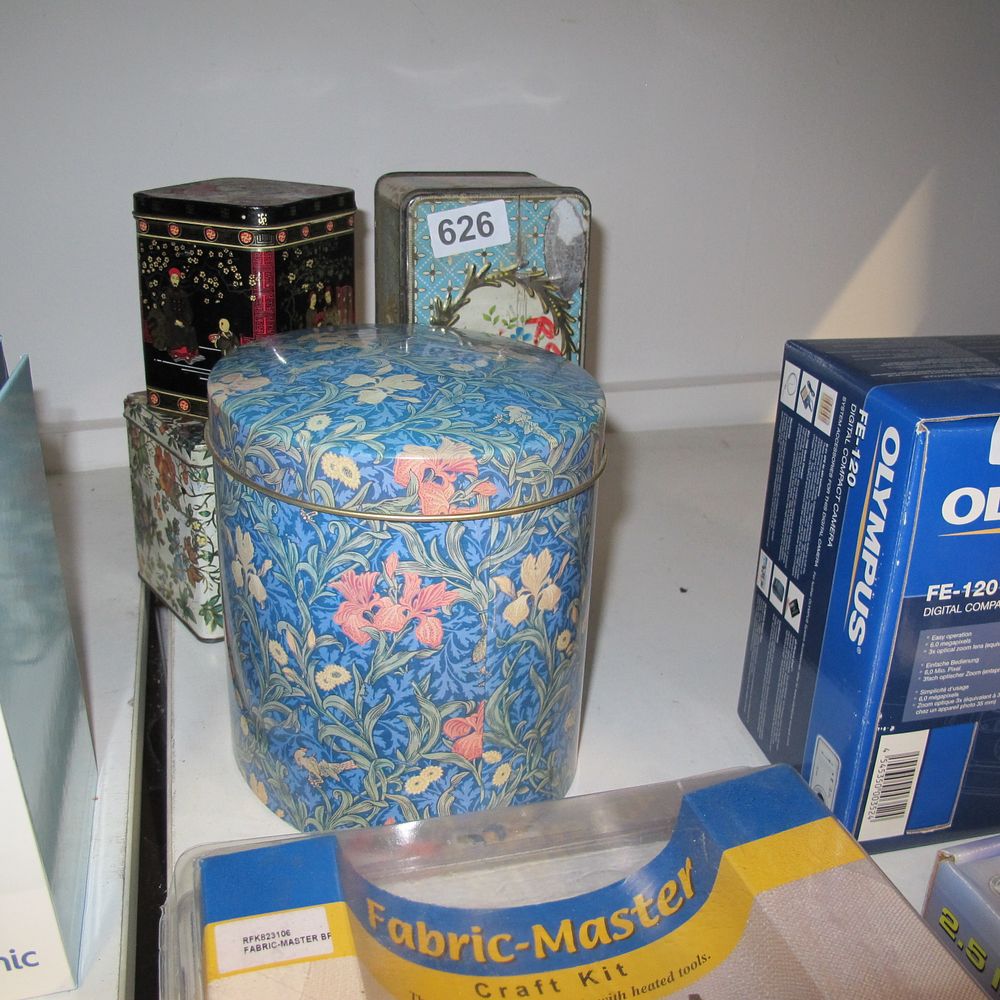 Lot 626: Item 626
