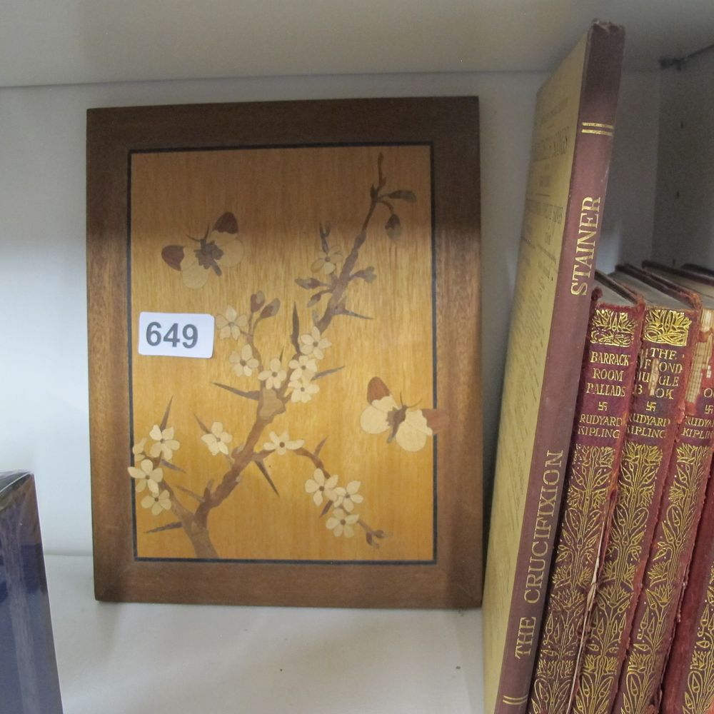 Lot 649: Item 649