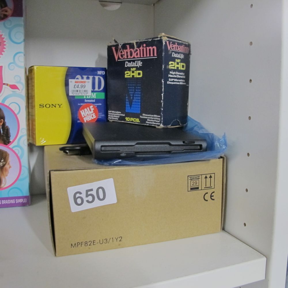 Lot 650: Item 650