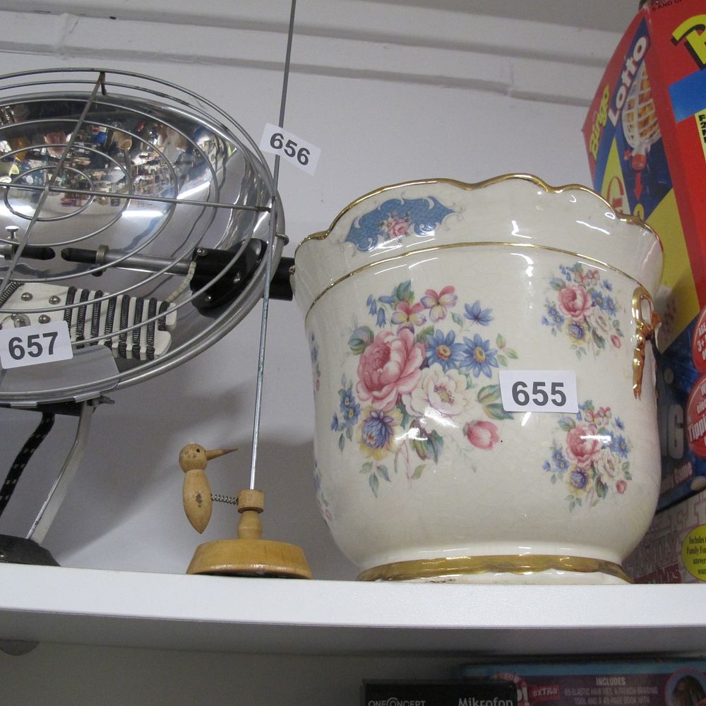 Lot 656: Item 656
