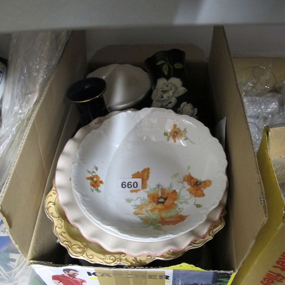Lot 660: Item 660