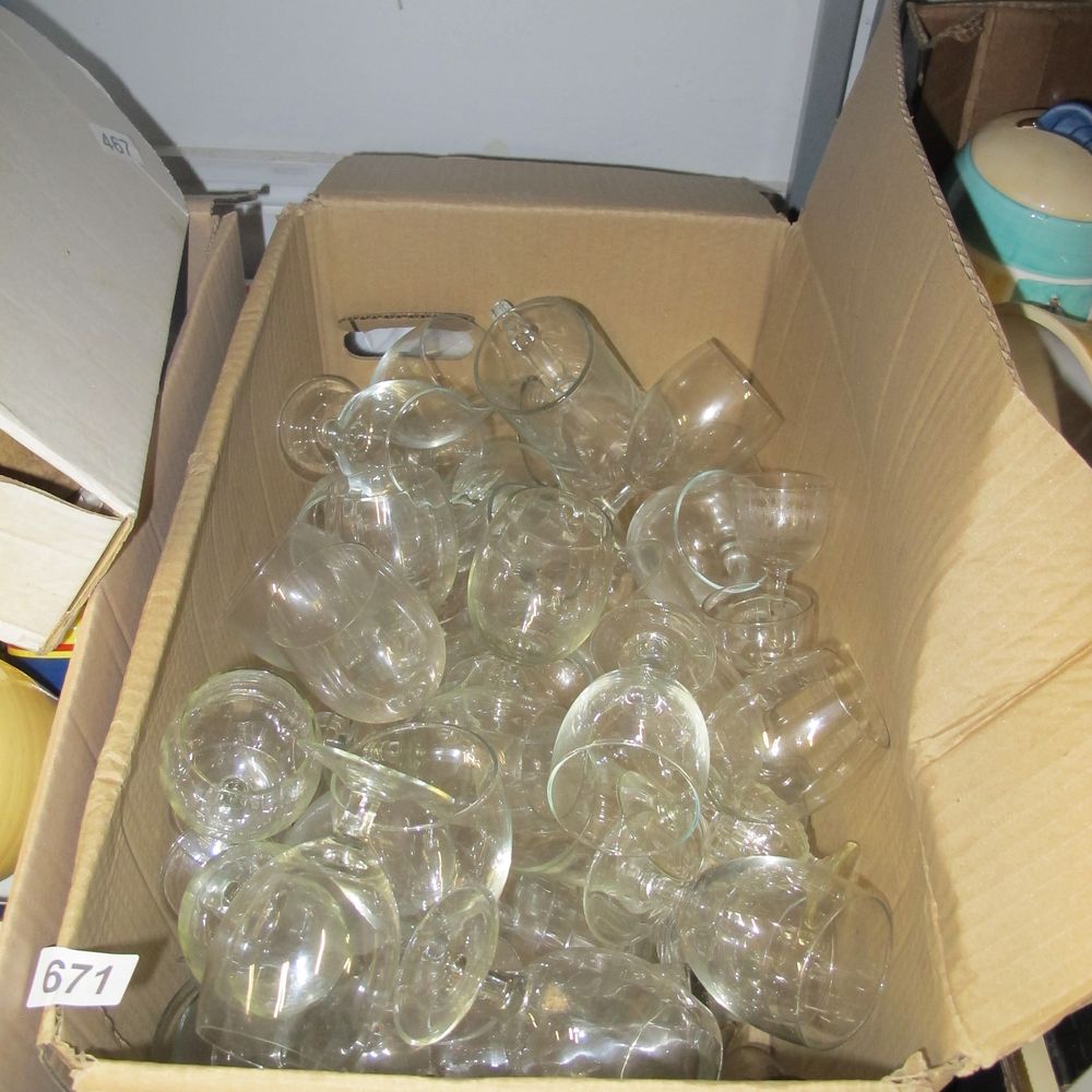 Lot 671: Item 671