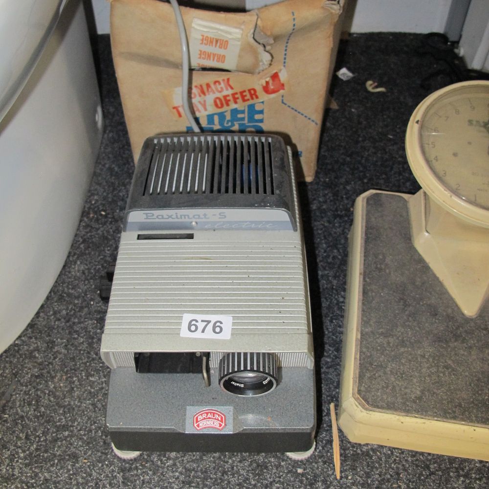 Lot 676: Item 676