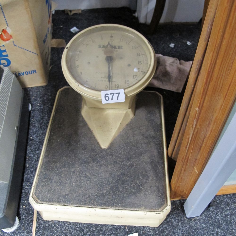 Lot 677: Item 677