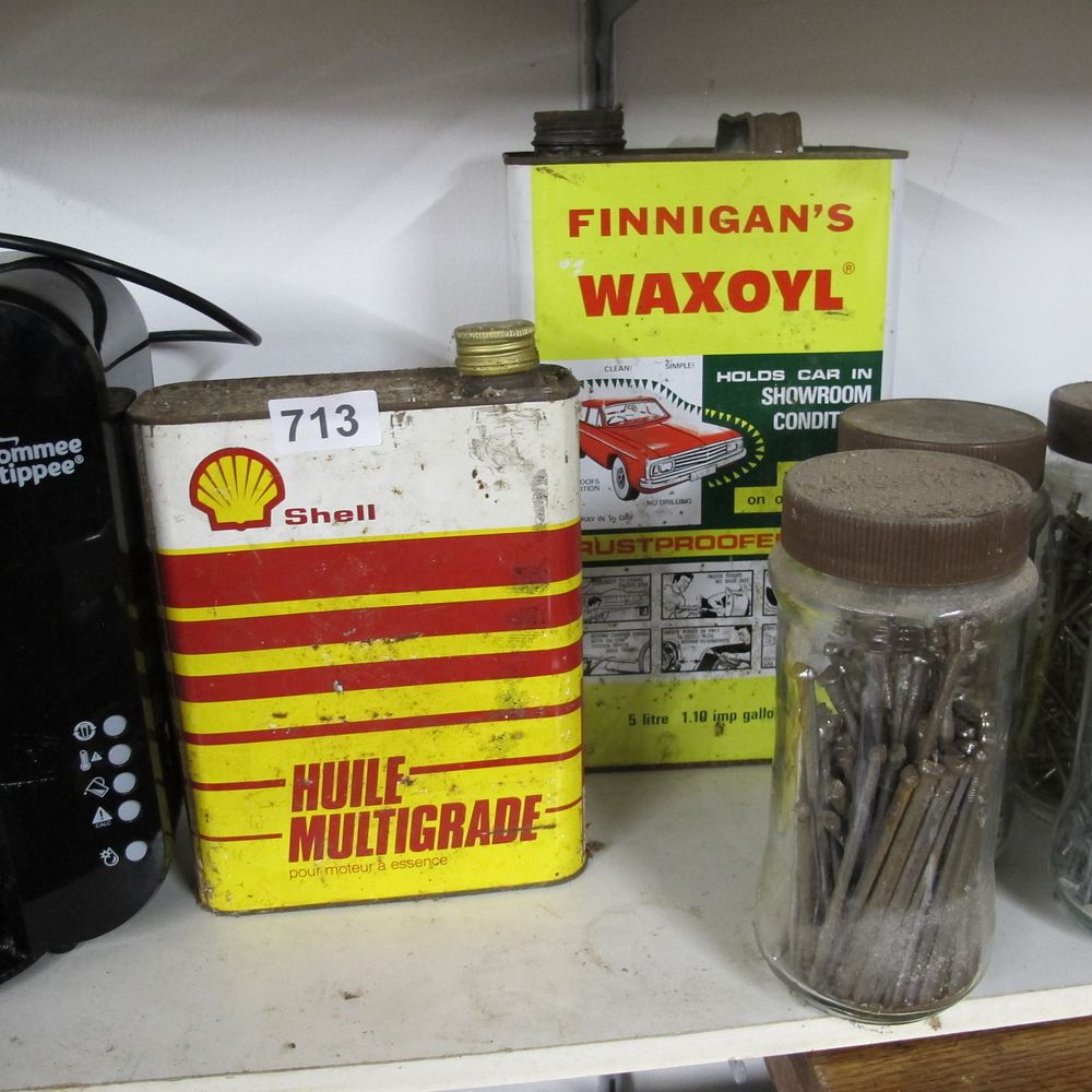 Lot 713: Item 713
