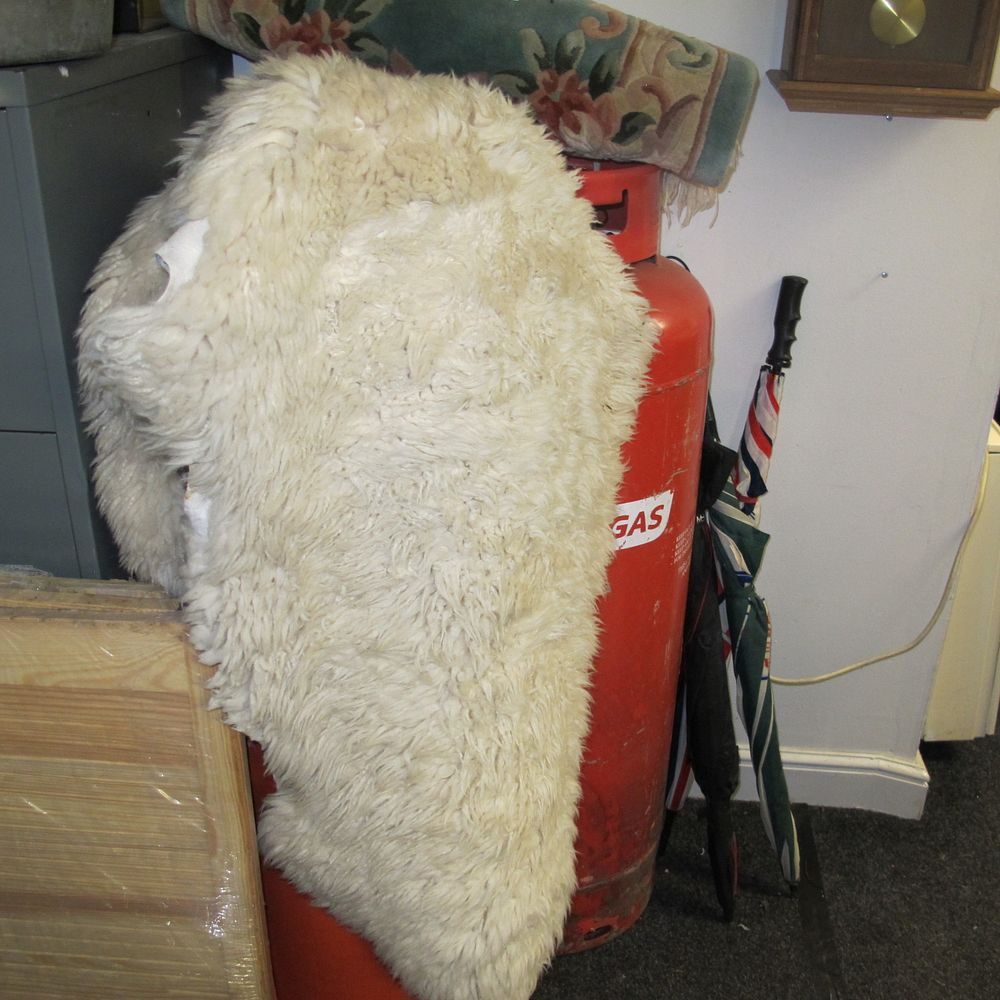 Lot 729: Item 729