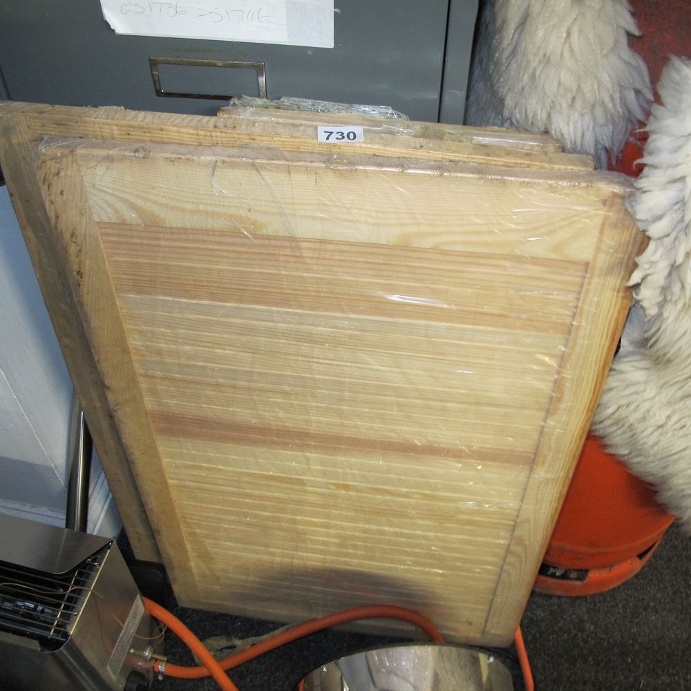 Lot 730: Item 730