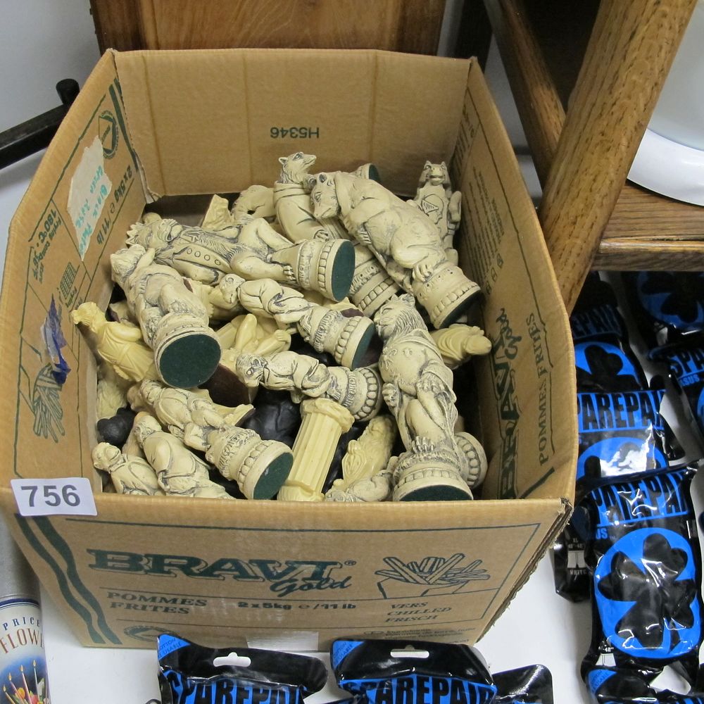 Lot 756: Item 756