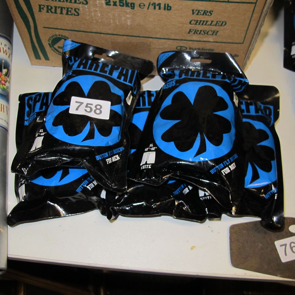 Lot 758: Item 758