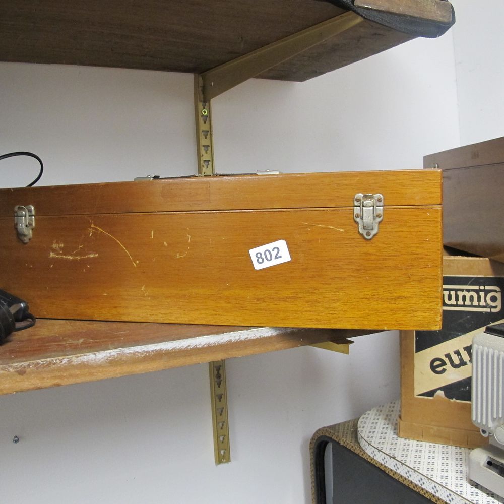 Lot 802: Item 802