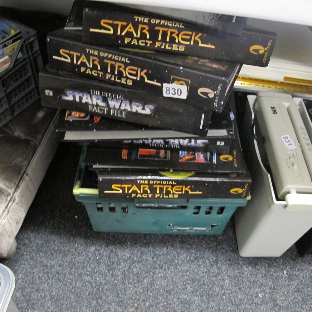Lot 830: Item 830