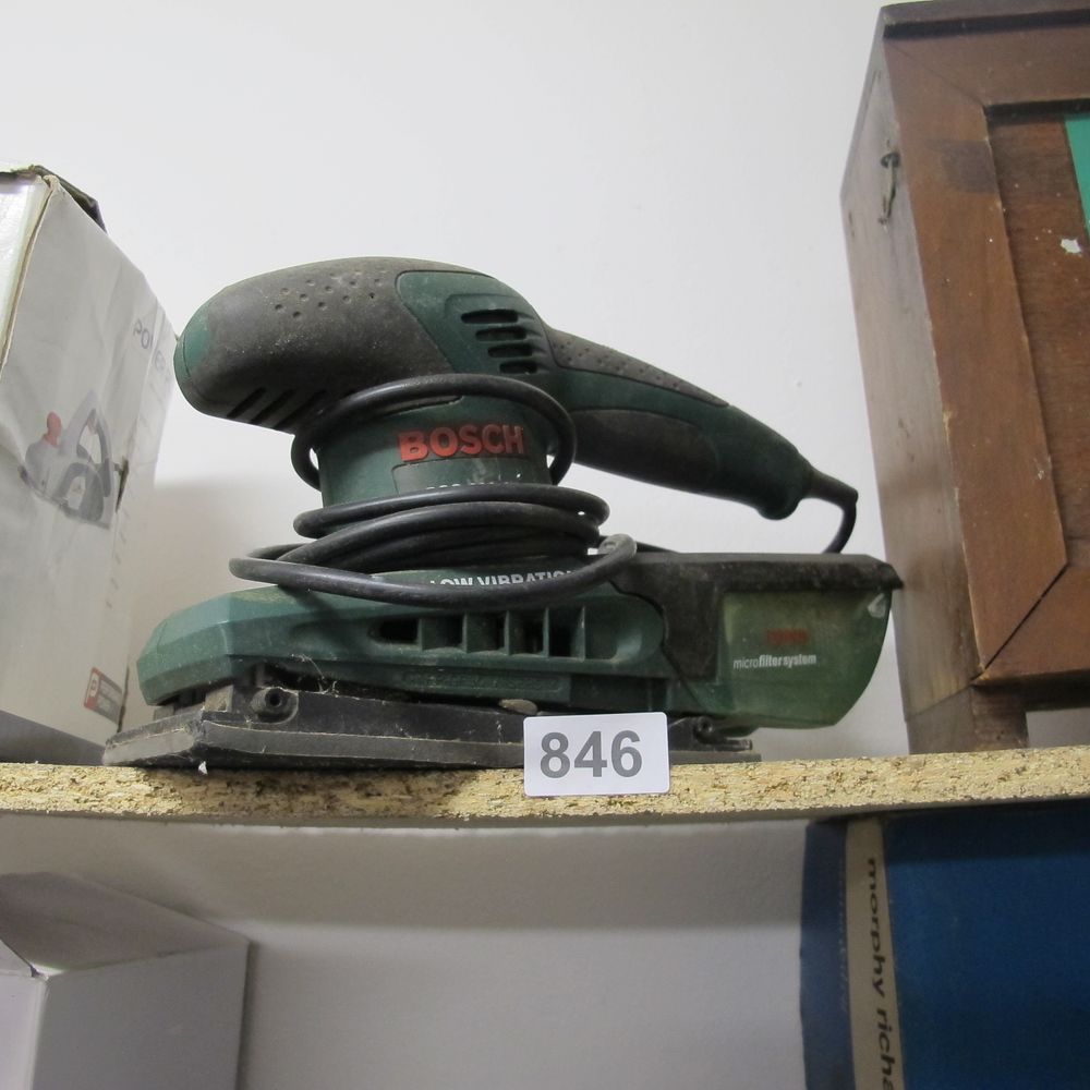 Lot 846: Item 846