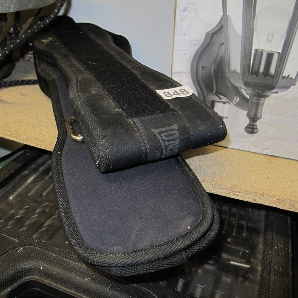 Lot 848: Item 848