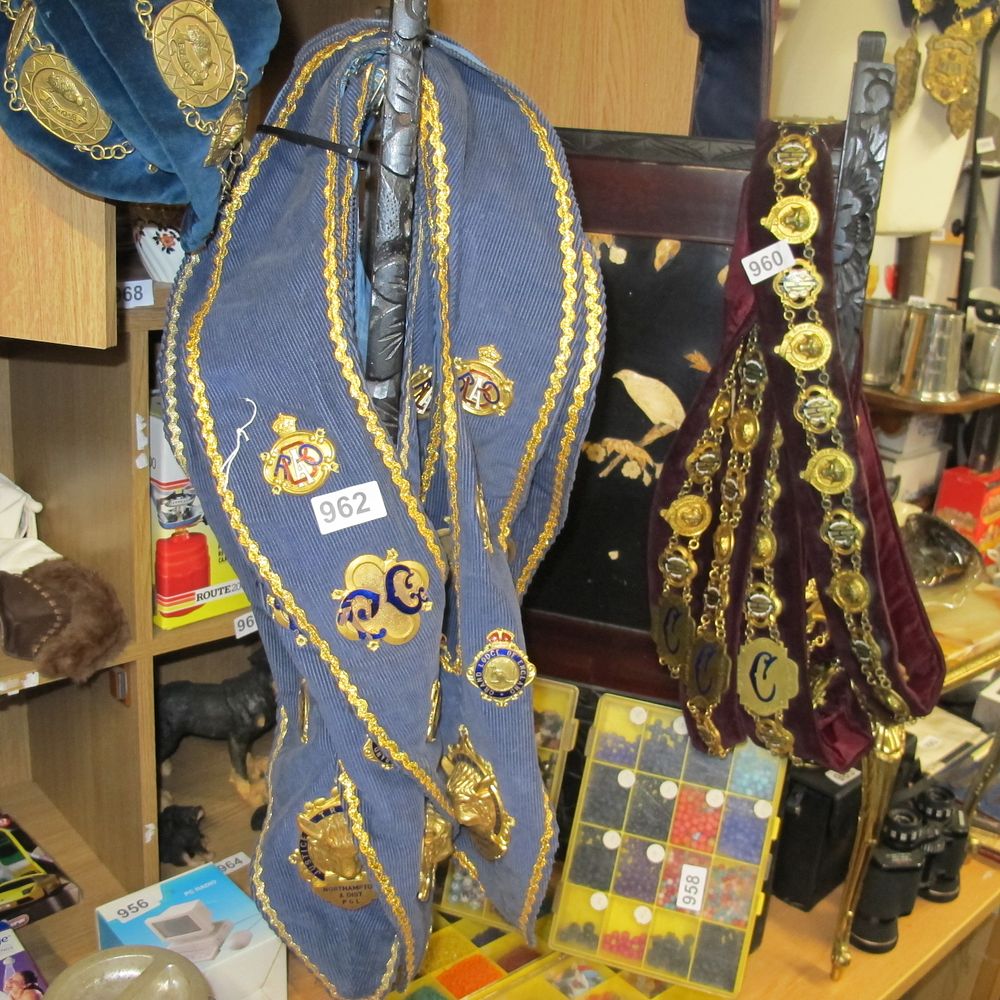 Lot 962: Item 962