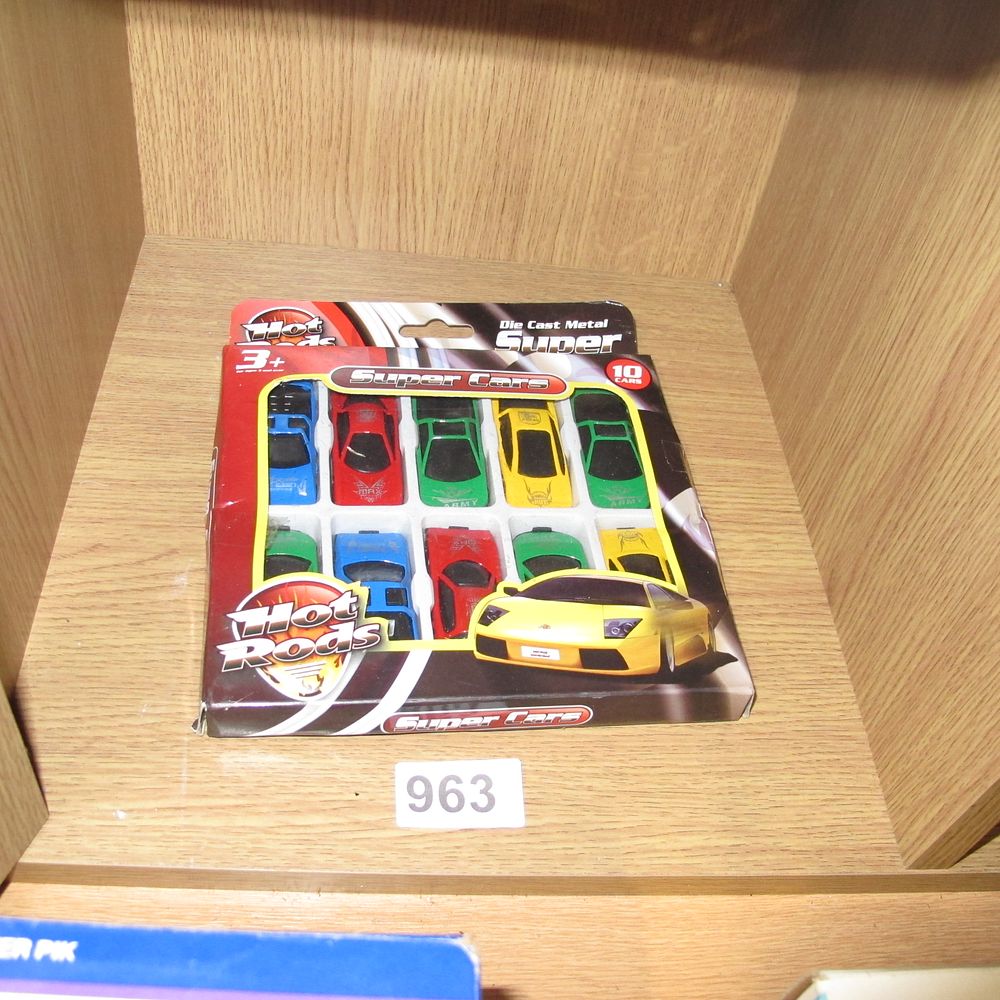 Lot 963: Item 963