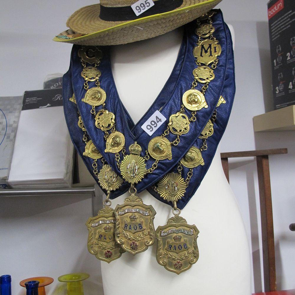 Lot 994: Item 994